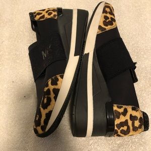 Michael Kors slip on sneakers/shoes